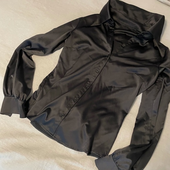 Hubs & Hers Give ‘em the Finger Vintage Button Down - Picture 2 of 6